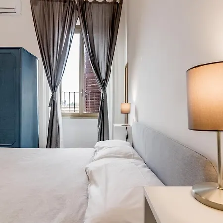 Affittacamere House Piramide Roma