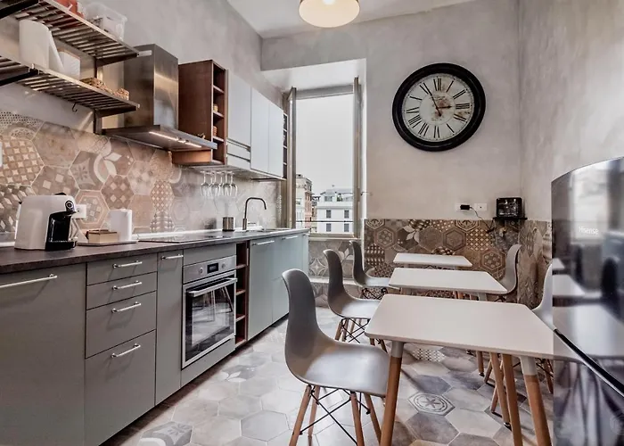 House Piramide Gasthof 4*